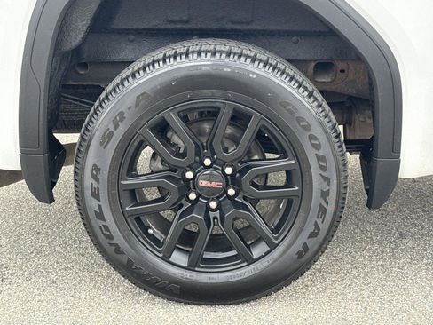 Used 2022 GMC Sierra 1500 Elevation AWD/4WD image 10