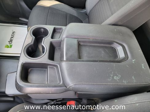 Used 2022 Chevrolet Silverado 2500 LT w/ Convenience Package image 29