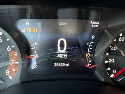 Used 2024 Jeep Compass Latitude w/ Sun and Sound Group AWD/4WD image 19