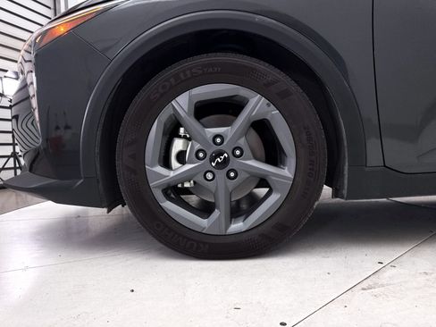Used 2025 Kia K4 FWD image 13