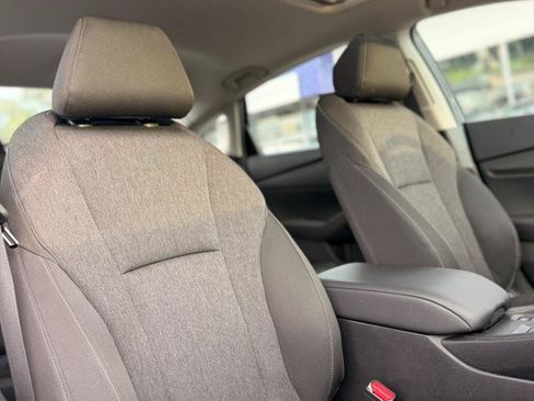 Used 2025 Honda Accord SE image 13