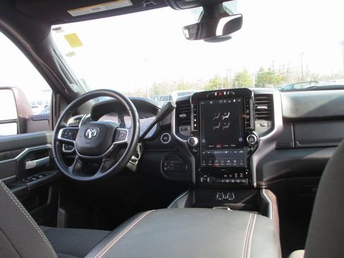 Used 2024 RAM 2500 Big Horn w/ Sport Appearance Package image 22