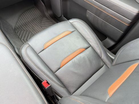 Used 2024 GMC Sierra 2500 AT4 w/ AT4 Premium Plus Package image 31