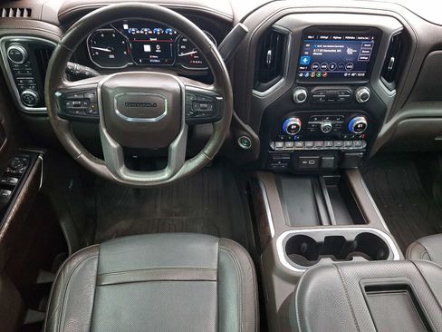 Used 2022 GMC Sierra 3500 Denali w/ Denali Ultimate Package AWD/4WD image 14
