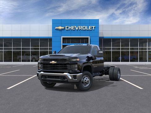 New 2026 Chevrolet Silverado 3500 W/T w/ WT Convenience Package image 9