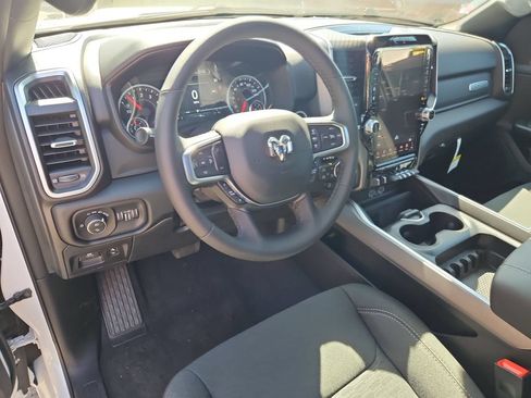 New 2026 RAM 1500 4x4 Crew Cab image 13