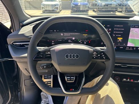 New 2025 Audi SQ5 Premium Plus image 20
