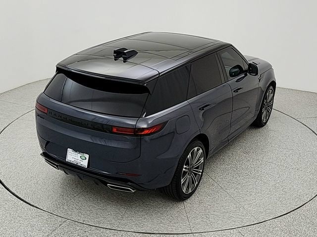 Certified 2026 Land Rover Range Rover Sport Dynamic SE AWD/4WD image 35