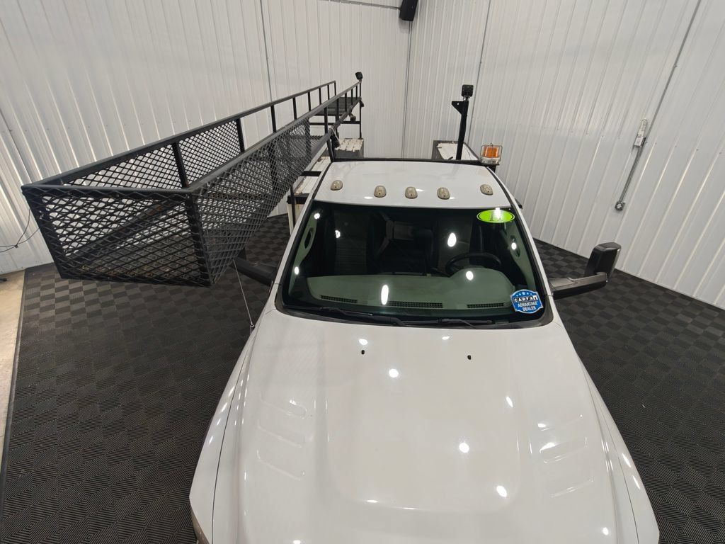 Used 2011 RAM 5500 4x4 Regular Cab w/ ST Decor Group image 20
