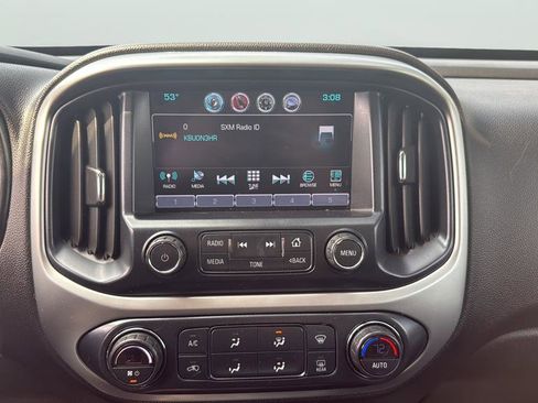 Used 2016 Chevrolet Colorado LT w/ Luxury Package, Chrome AWD/4WD image 18