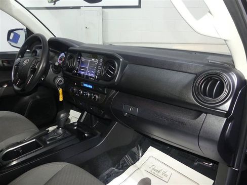 Used 2021 Toyota Tacoma SR AWD/4WD image 22