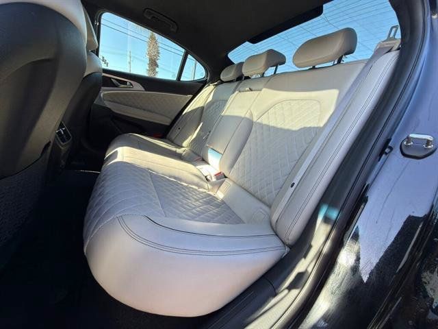 Used 2023 Genesis G70 3.3T w/ Sport Prestige Package RWD image 11