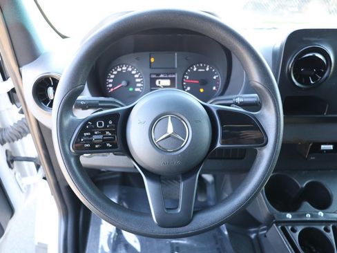 Used 2019 Mercedes-Benz Sprinter 2500 w/ Driver Convenience Package image 12