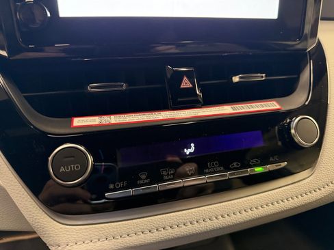 New 2026 Toyota Corolla SE image 18