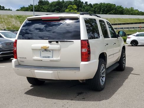 Used 2013 Chevrolet Tahoe LTZ AWD/4WD image 3