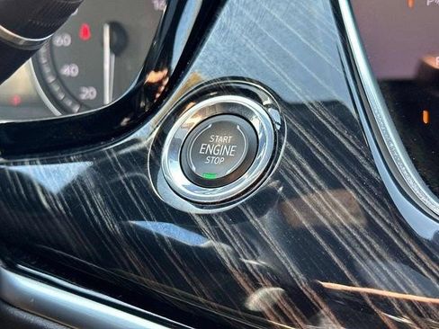 Certified 2024 Cadillac XT6 Premium Luxury w/ Technology Package FWD image 27
