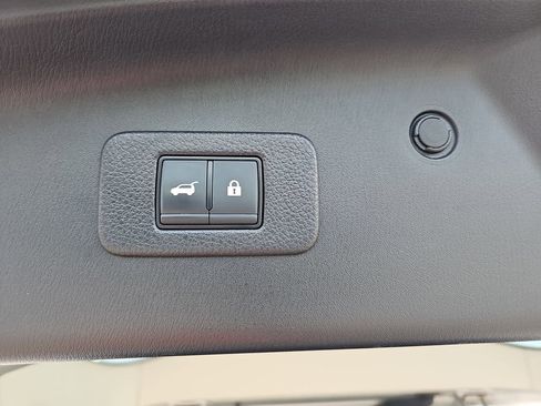 Used 2024 Nissan Armada SL AWD/4WD image 19