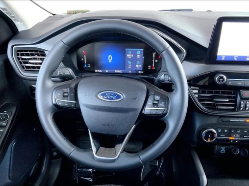 Used 2023 Ford Escape Active image 10