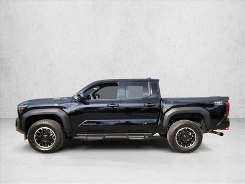 Used 2026 Toyota Tacoma TRD Off-Road AWD/4WD image 8