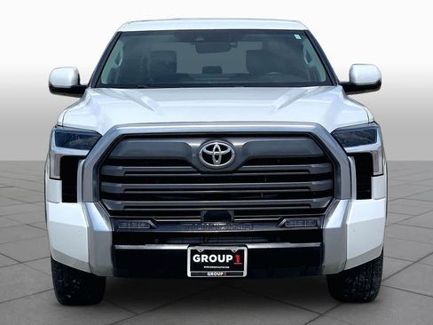 Used 2023 Toyota Tundra Limited w/ Power Package AWD/4WD image 4