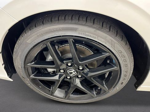 New 2025 Honda Civic Sport image 11