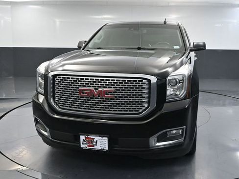 Used 2017 GMC Yukon Denali image 12