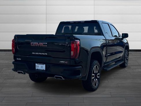 Used 2024 GMC Sierra 1500 AT4 w/ Technology Package AWD/4WD image 4