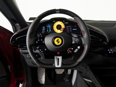 Used 2025 Ferrari Purosangue image 17