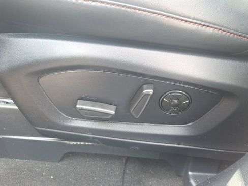 Used 2025 Ford Explorer ST image 27