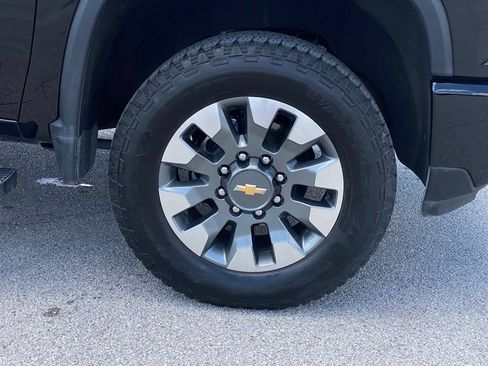 Used 2024 Chevrolet Silverado 2500 Custom w/ Custom Convenience Package AWD/4WD image 29