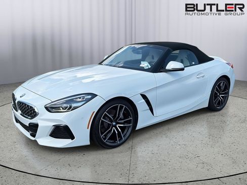 Used 2020 BMW Z4 sDrive30i w/ Executive Package RWD image 2