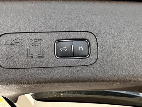 Certified 2023 Lincoln Aviator AWD w/ Premium Package image 46