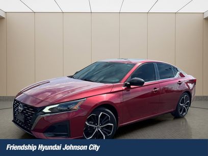 Used 2023 Nissan Altima 2.5 SR w/ SR Premium Package