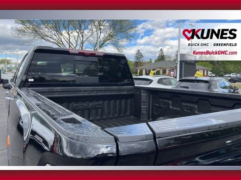 New 2026 GMC Sierra 3500 Denali Ultimate AWD/4WD image 37