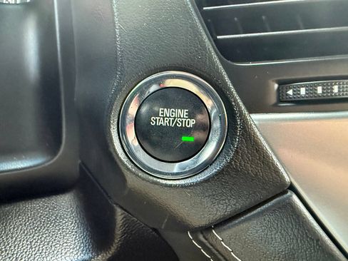 Used 2019 Chevrolet Tahoe LT AWD/4WD image 34