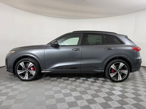 New 2025 Audi SQ5 Premium Plus image 2