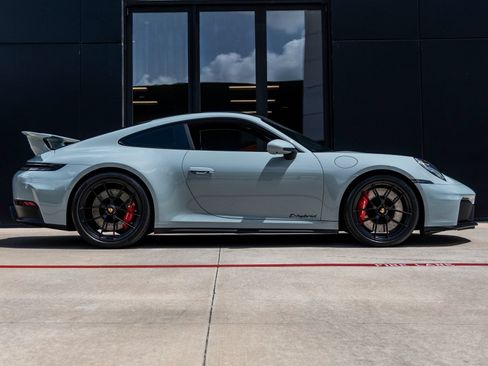 Certified 2026 Porsche 911 Carrera GTS RWD image 12