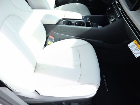 New 2026 Hyundai Sonata Limited FWD image 19