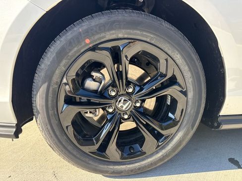 New 2025 Honda Accord SE image 10