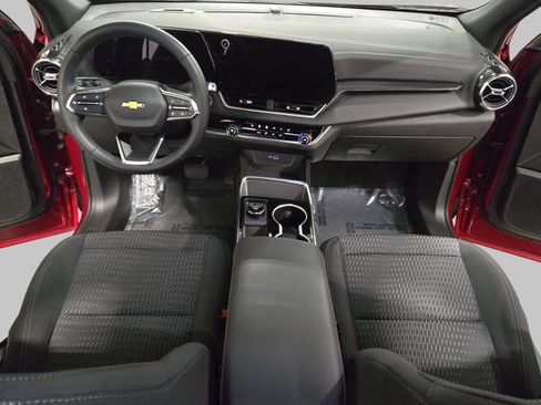 New 2026 Chevrolet Equinox LT image 9