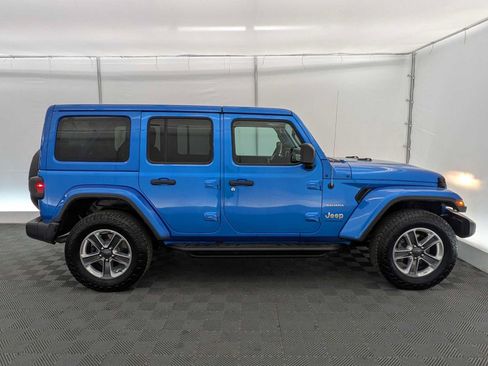 Used 2023 Jeep Wrangler Unlimited Sahara AWD/4WD image 7