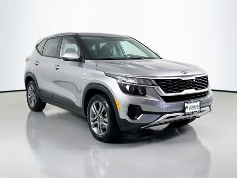 Used 2021 Kia Seltos LX AWD/4WD image 3