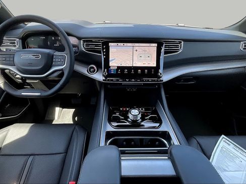 New 2026 Jeep Grand Wagoneer Limited AWD/4WD image 5