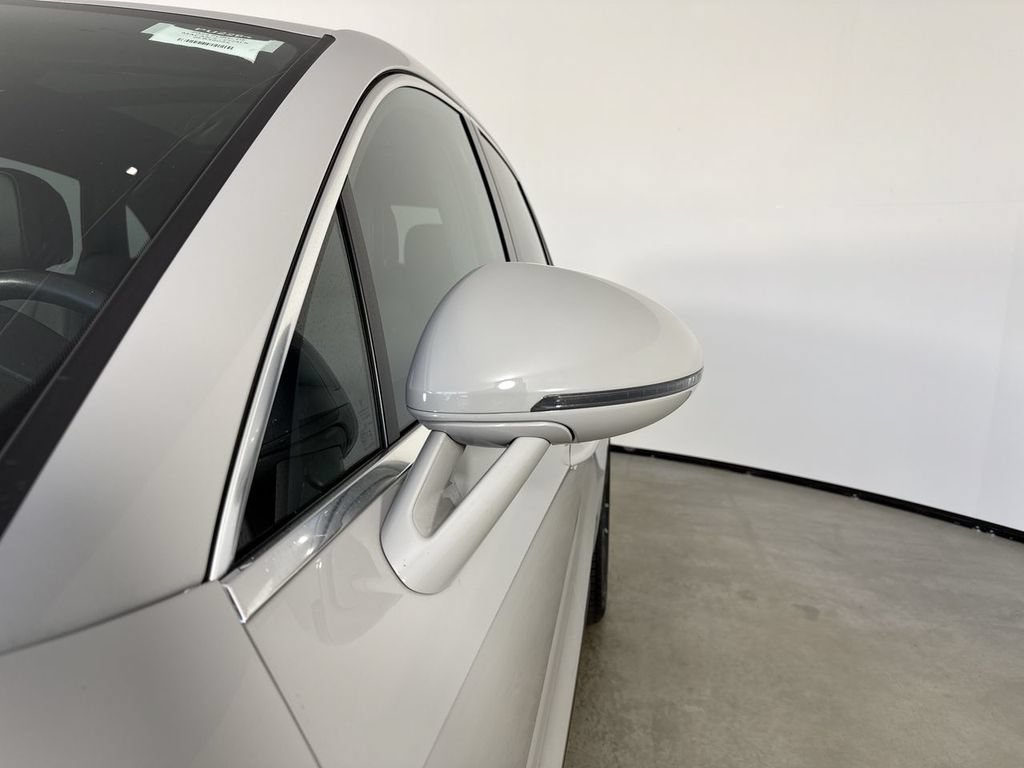 Certified 2024 Porsche Macan S w/ Premium Plus Package AWD/4WD image 12