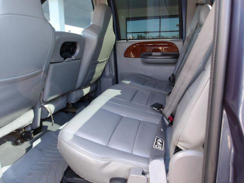 Used 2004 Ford F250 Lariat AWD/4WD image 10