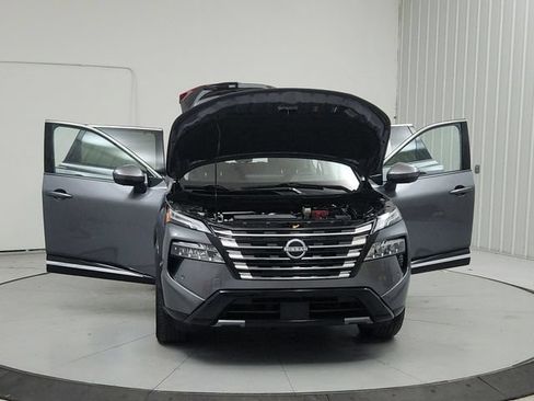 Used 2026 Nissan Rogue Platinum w/ Platinum Premium Package AWD/4WD image 10