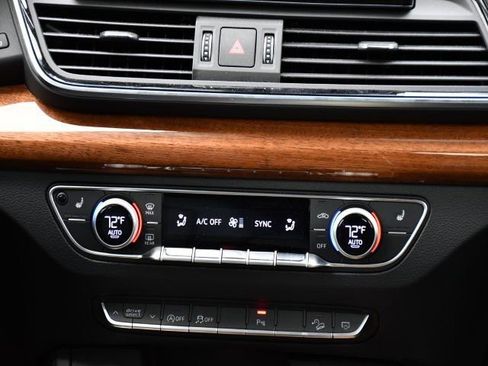 Used 2023 Audi Q5 2.0T Premium image 25