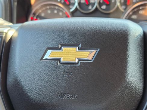 Used 2020 Chevrolet Silverado 1500 LT w/ All-Star Edition image 30