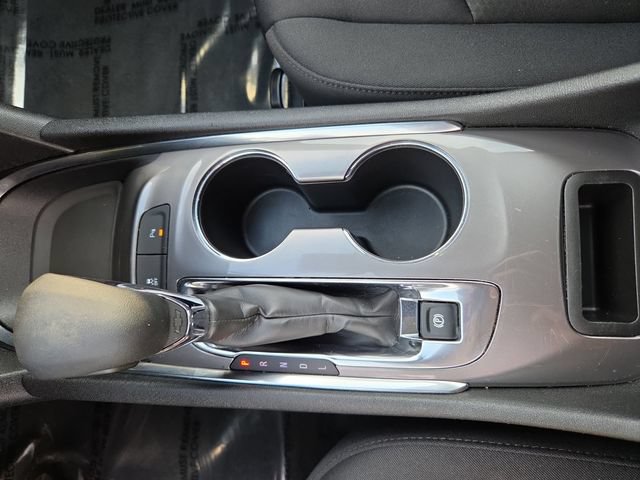 Used 2025 Chevrolet Malibu LT FWD image 24