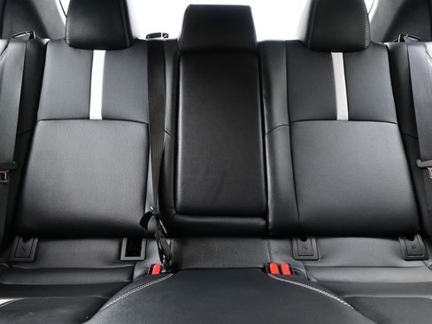 Used 2025 Toyota Camry SE image 16